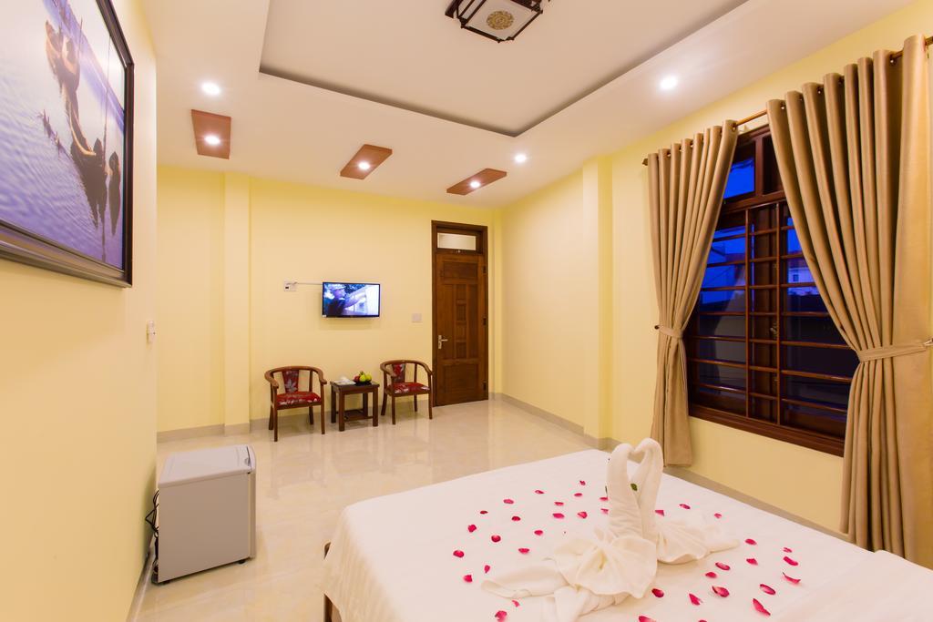 Light Sky Homestay Hoi An Exterior photo