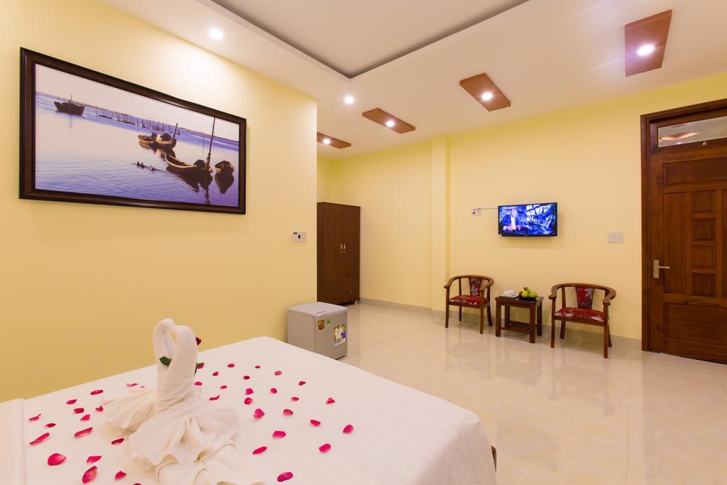 Light Sky Homestay Hoi An Exterior photo