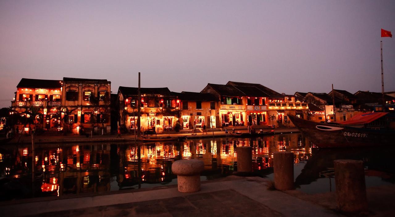 Light Sky Homestay Hoi An Exterior photo